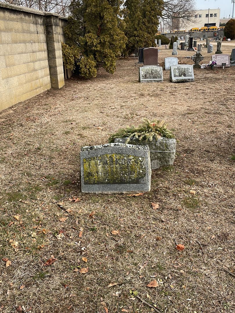 Walter Tasker's grave. Photo 1