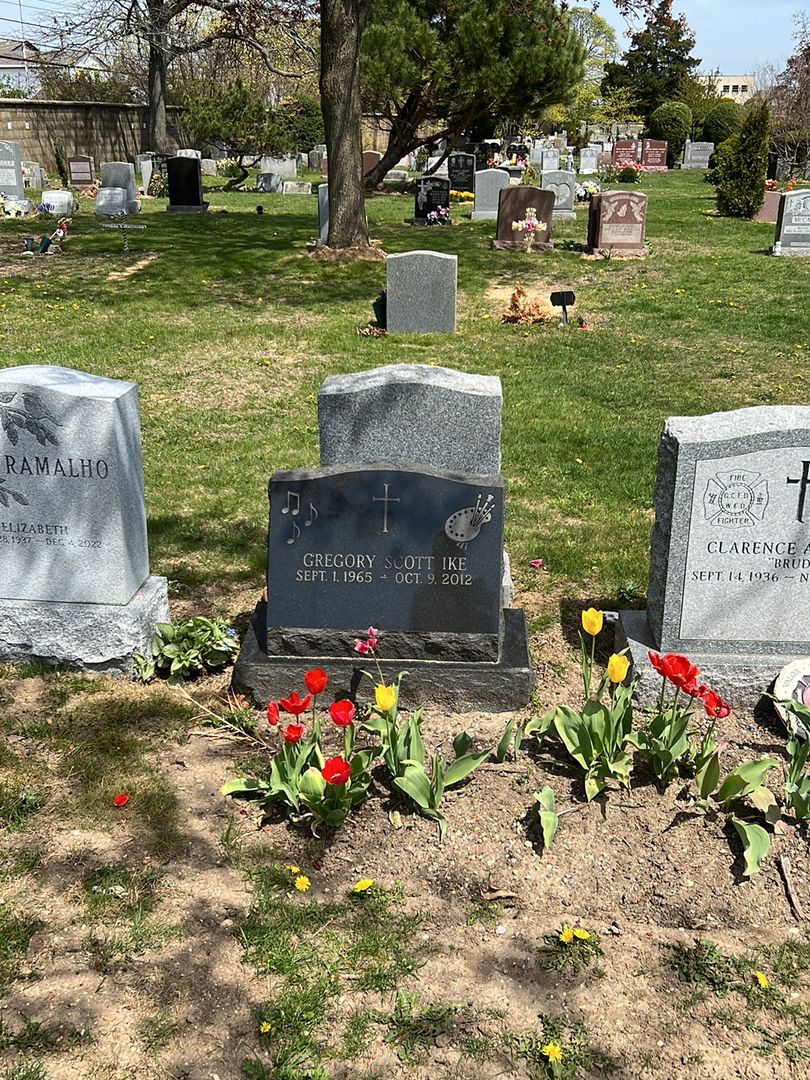 Gregory Scott Ike's grave. Photo 1
