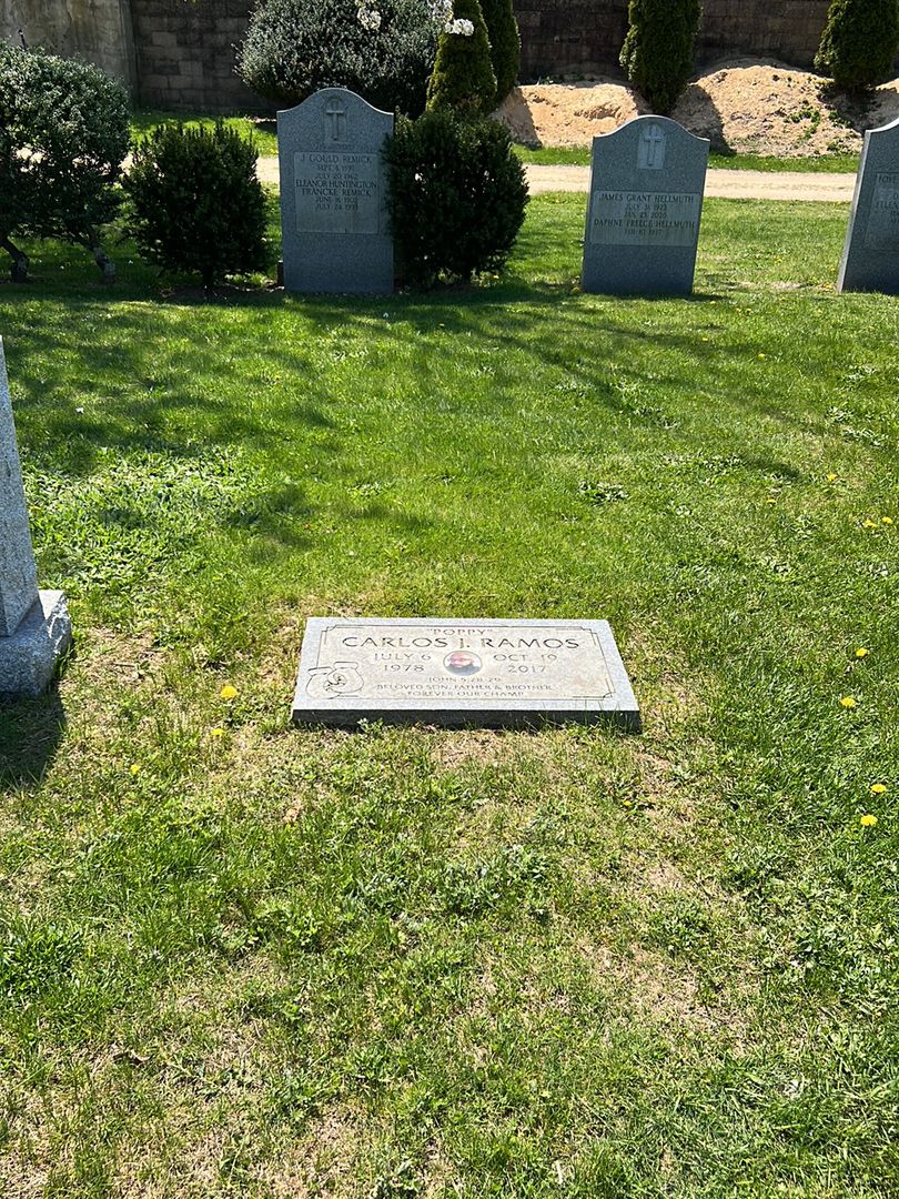 Carlos J. "Poppy" Ramos's grave. Photo 1
