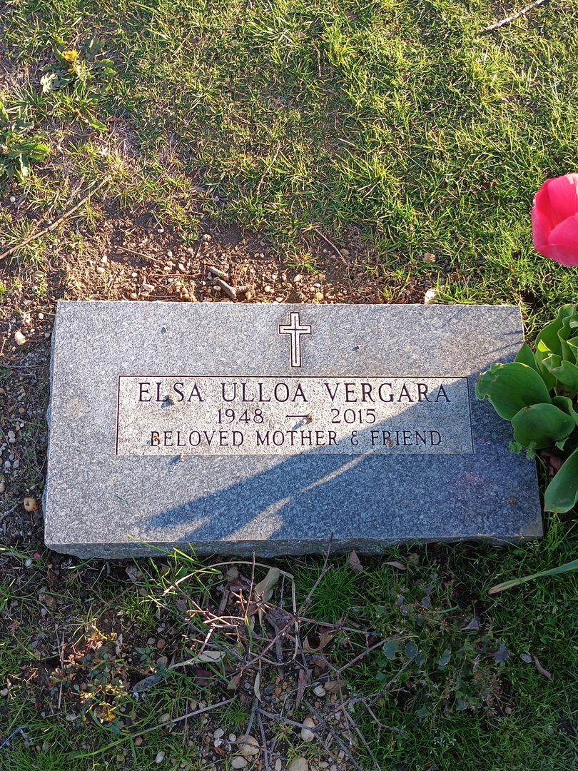 Elsa Ulloa Vergara's grave. Photo 1