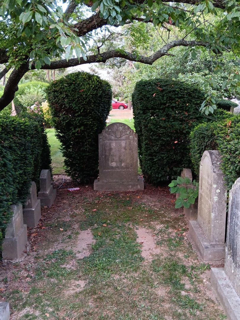 John Horton Ijams Junior's grave. Photo 1